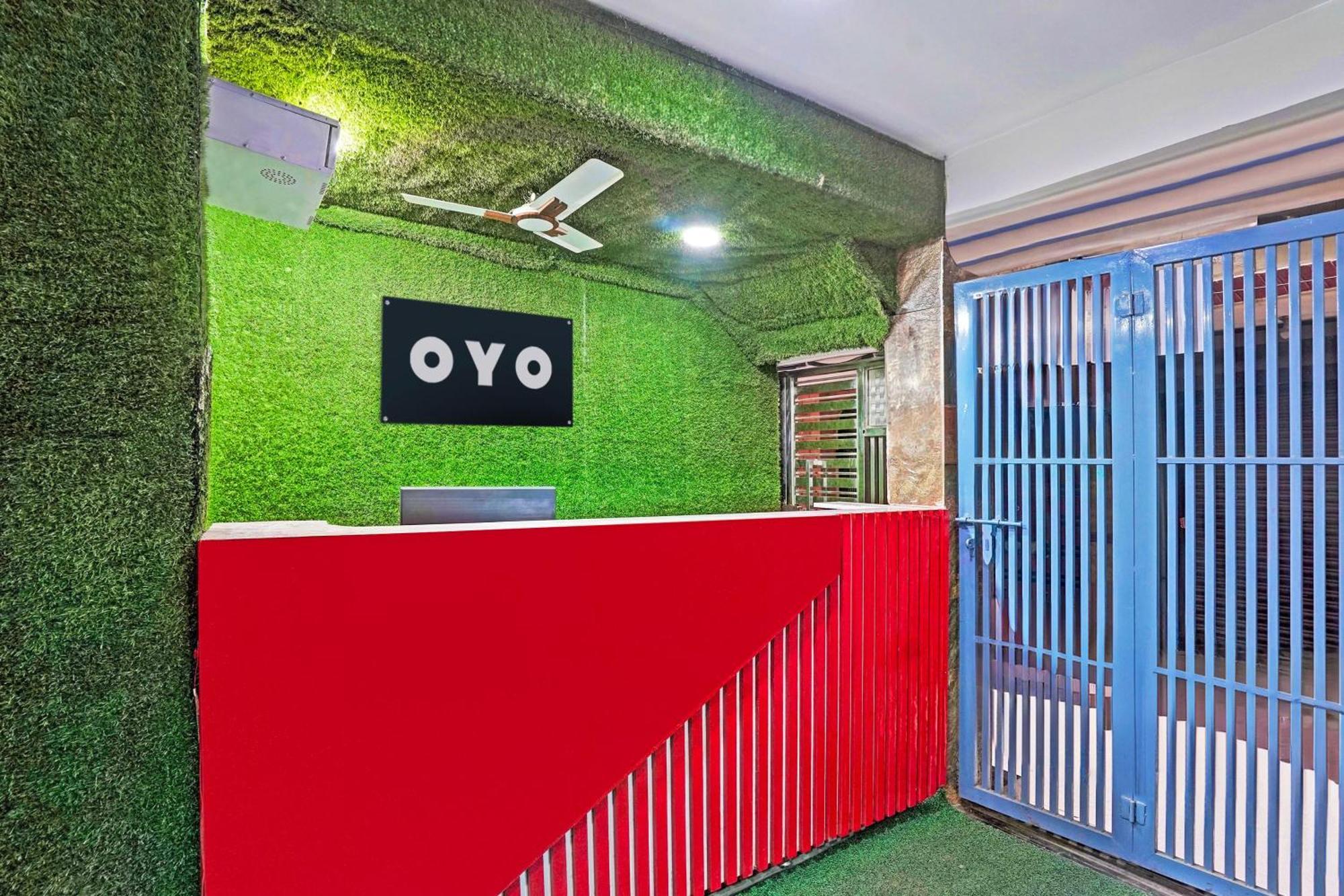 Twamev Residency Hotel New Delhi Exterior photo