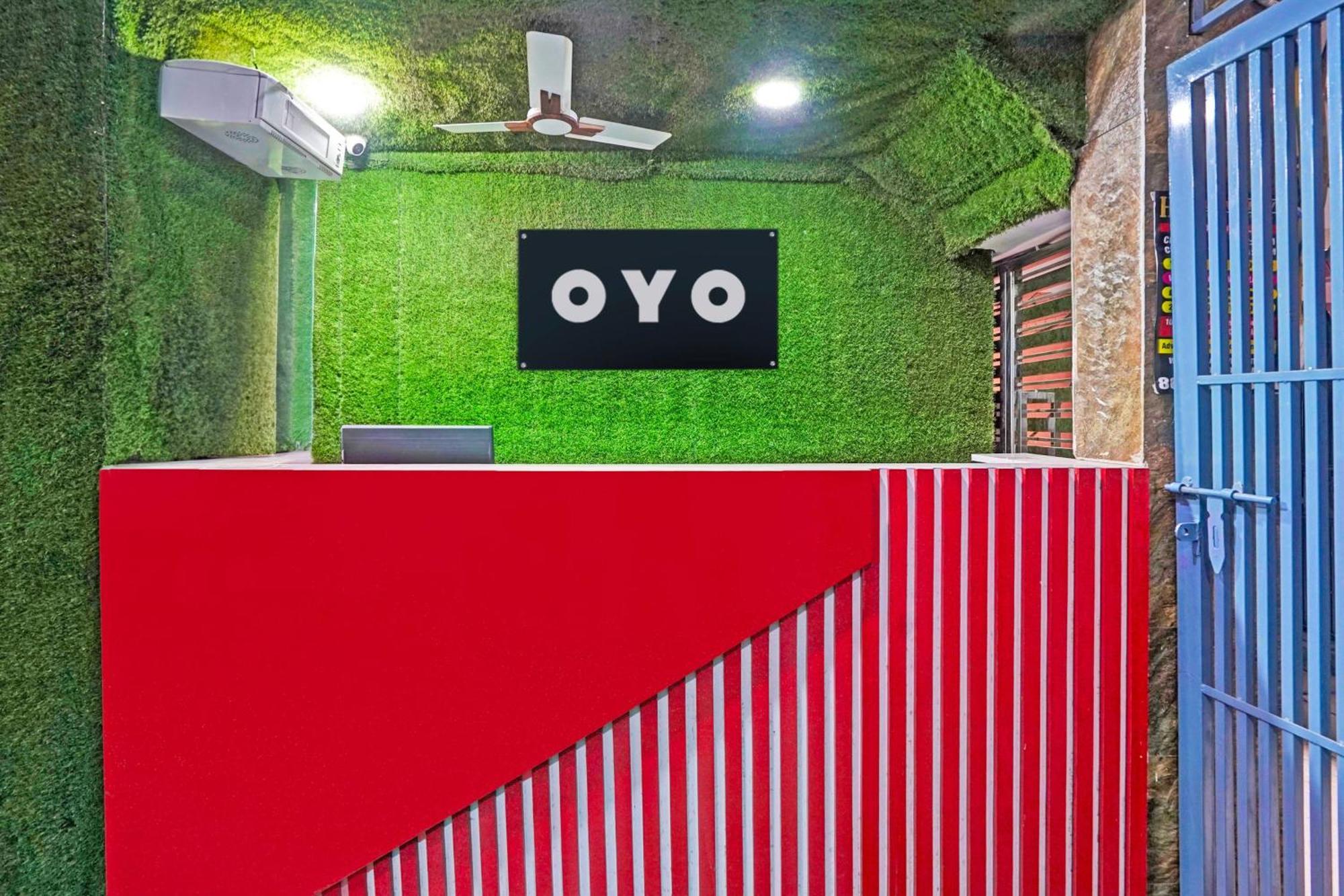 Twamev Residency Hotel New Delhi Exterior photo